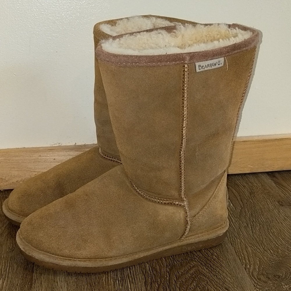 Women's Bearpaw boots